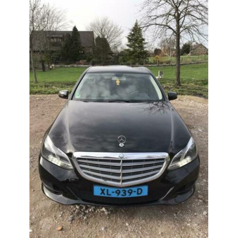 Mercedes E-Klasse E200 CDI BE Aut7 2014 Zwart Taxi klaar.