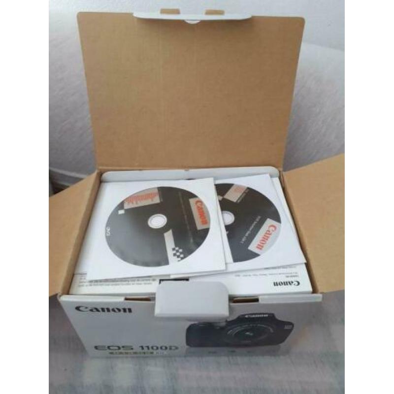 Canon 1100 d camera met lens 18_55 als goed