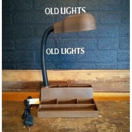 Retro bruin pennenbak bureaulamp