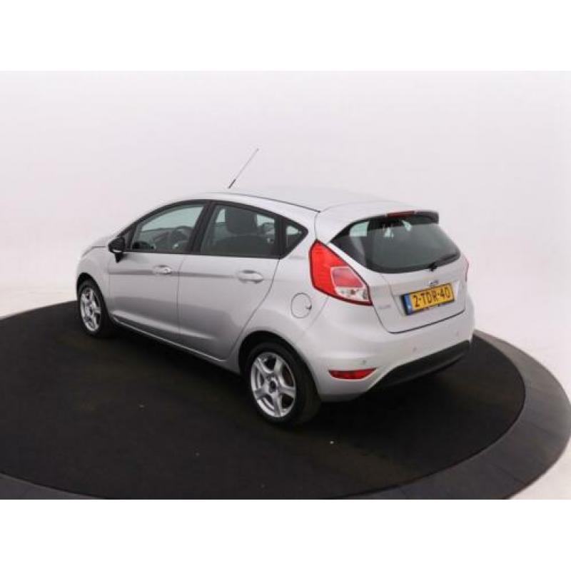 Ford Fiesta Style 80pk | 1ste eigenaar | Navi | Parkeersenso