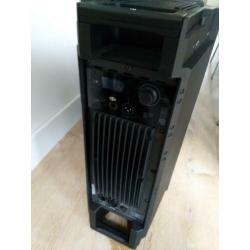 Twee IG1T DB Technologies Speakers NIEUWSTAAT