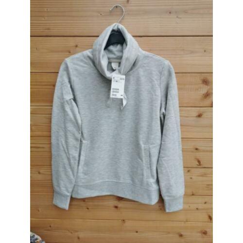 H&M sweater met col mt. XS-S
