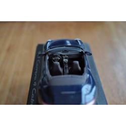 Minichamps Porsche 911 4 cabriolet