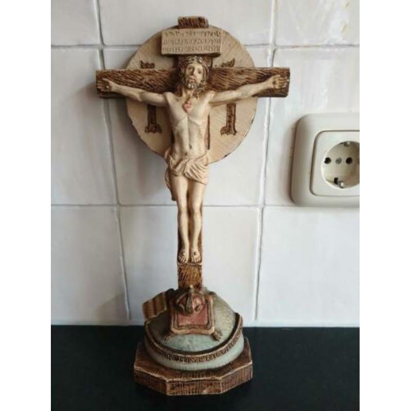 Oud kruis ?? crucifix muurhanger