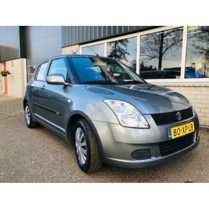 SUZUKI Swift 1.3i 5Deurs COOL! Airco! (Nette auto!)