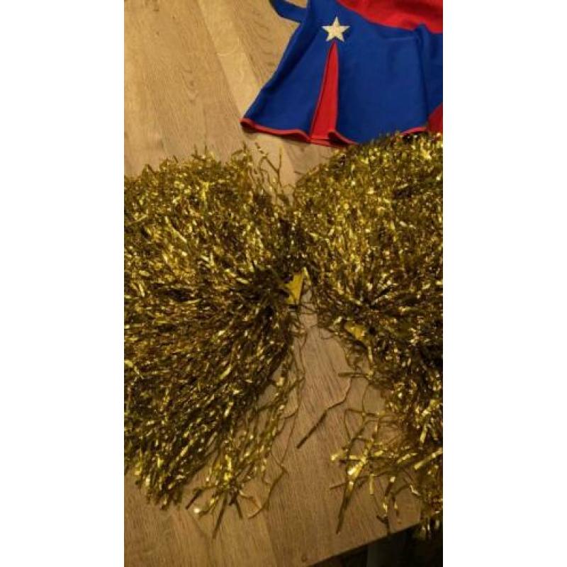 Cheerleader jurkje maat 140 inclusief 2 pompons