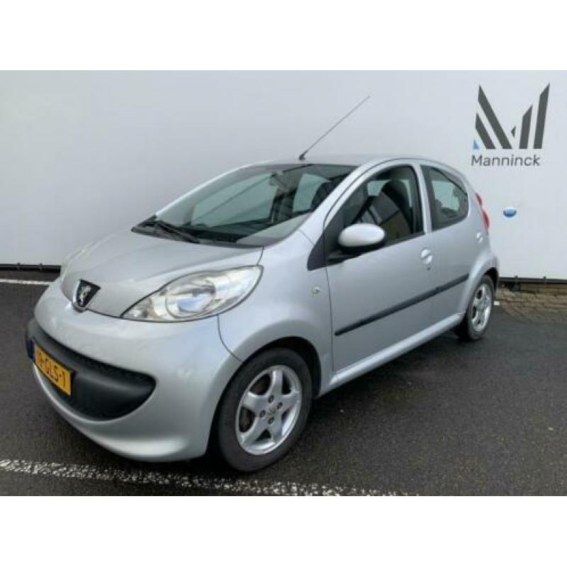 Peugeot 107 1.0-12V XS AIRCO/GARANTIE/ONDERHOUDSBEURT/RIJKLA