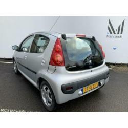 Peugeot 107 1.0-12V XS AIRCO/GARANTIE/ONDERHOUDSBEURT/RIJKLA