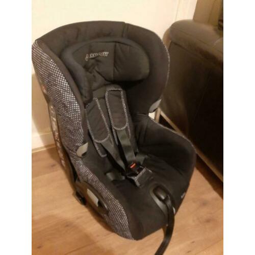 Auto stoeltje maxi cosi axiss prima staat!