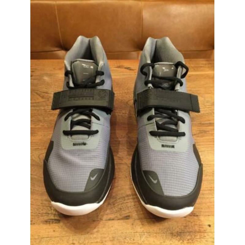 NIEUW! Nike Air Force Max shoes “Cool Grey”. Maat 45.
