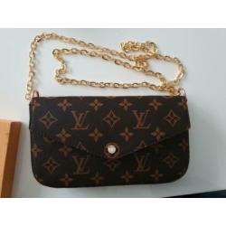 Louis Vuitton pochette felicie monogram