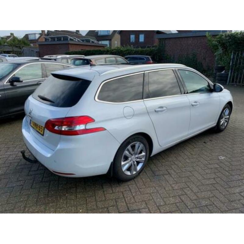 Peugeot 308 SW 1.6 BlueHDI Blue Lease Executive