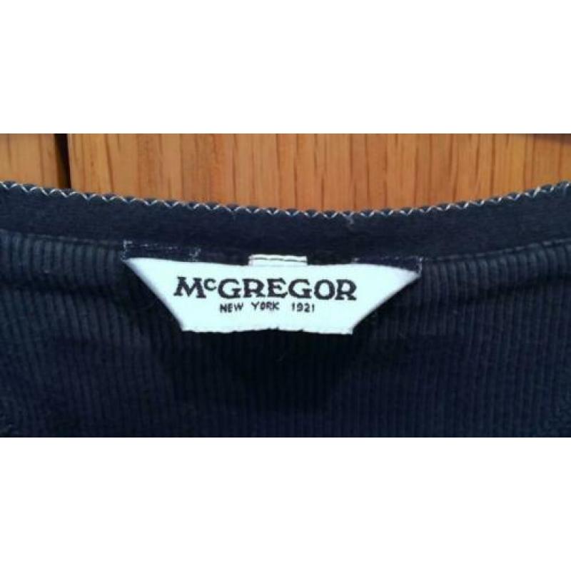 Mc. Gregor donkerblauw T-shirtje, V-hals met knoopjes medium