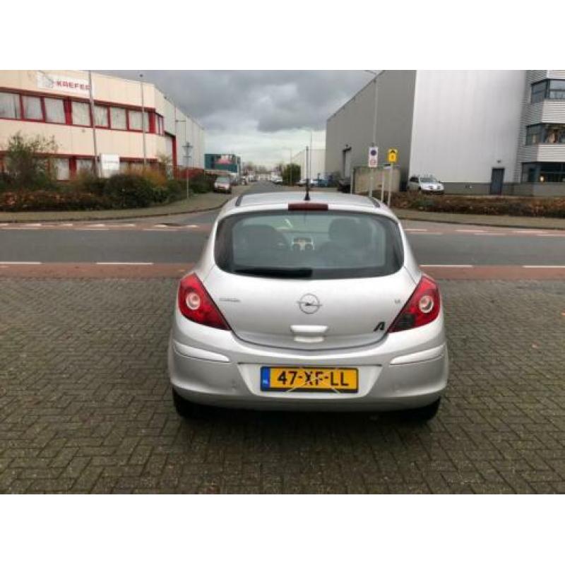 Opel Corsa 1.2-16V Enjoy Mooie nette auto