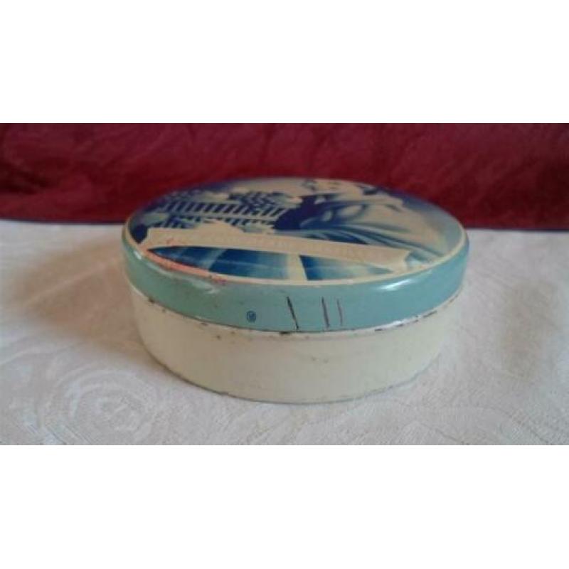 Blikje Melkchocolade pastilles. De Gruyter.