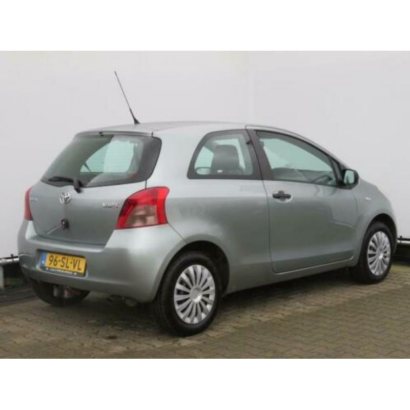 Toyota Yaris 1.3 VVTi Terra