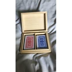 2 stapels kaarten