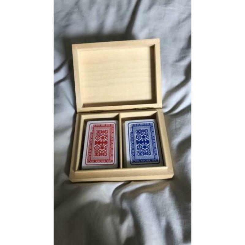 2 stapels kaarten