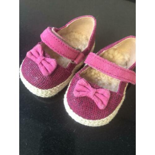 UGG schoentjes maat 16