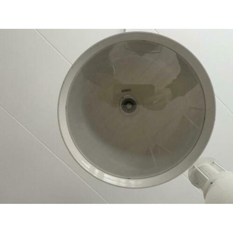 2 industriële hanglampen wit