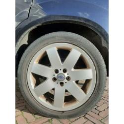 20 inch velgen met zomerbanden 265/45 R20