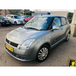 SUZUKI Swift 1.3i 5Deurs COOL! Airco! (Nette auto!)