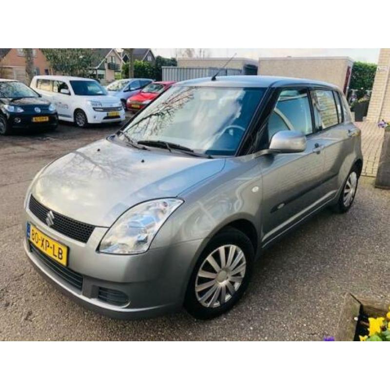 SUZUKI Swift 1.3i 5Deurs COOL! Airco! (Nette auto!)