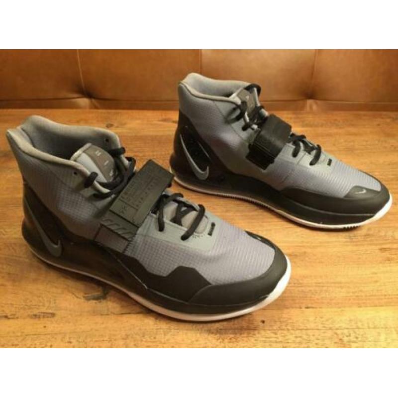 NIEUW! Nike Air Force Max shoes “Cool Grey”. Maat 45.