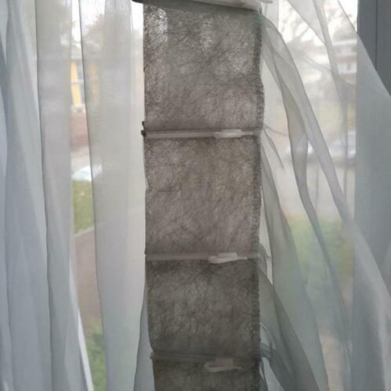 Als nieuw vitrage van 2stuks plooibreedte 5.m