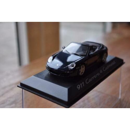 Minichamps Porsche 911 4 cabriolet
