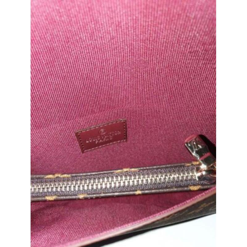 Louis Vuitton pochette felicie monogram