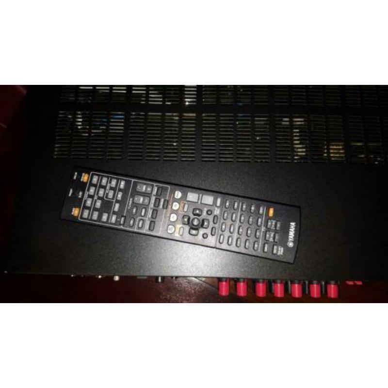 Yamaha RX-V671