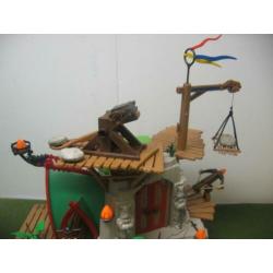 PLaymobil 9243 Dragons: Berk met Hikkie en Stompum Compleet
