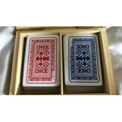 2 stapels kaarten