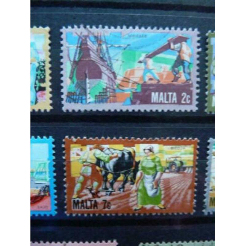( PZ4J 132) Economische ontwikkeling 1981 Malta