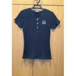 Mc. Gregor donkerblauw T-shirtje, V-hals met knoopjes medium