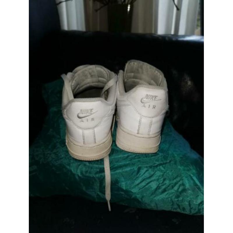 Nike air force 1 maat 37,5