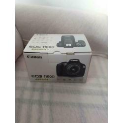 Canon 1100 d camera met lens 18_55 als goed