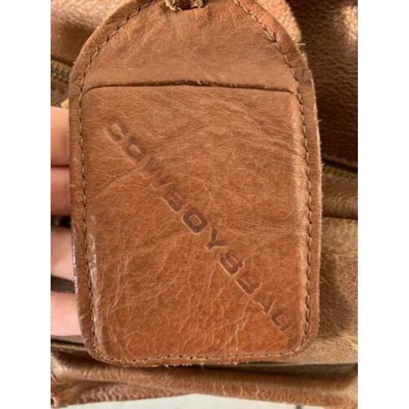 Cowboysbag The Bag cognac leer. 42 x 27 x 15 cm.