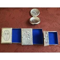 Oud verzilverd rozenkransdoosje ?? kruis crucifix