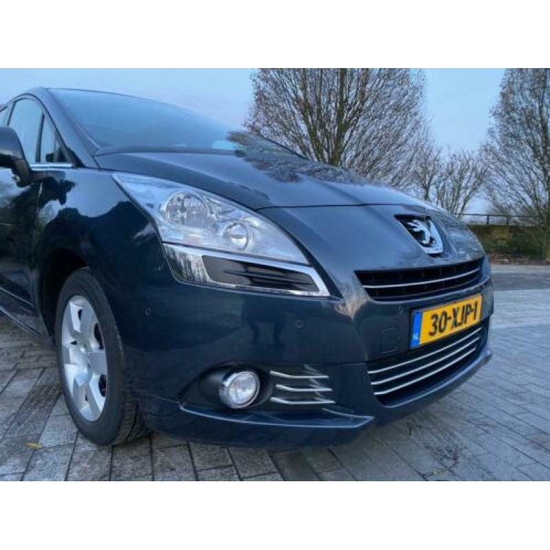 Peugeot 5008 1.6 e-HDi Blue Lease 5p. | Panoramadak | Autom.