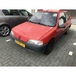 Peugeot 106 1.0 XN ACE E2 1993 Rood