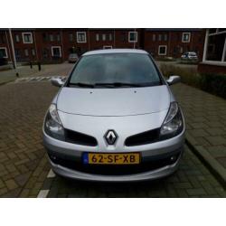 Renault Clio 1.2 16V 55KW 5-DRS E4 2005 Grijs