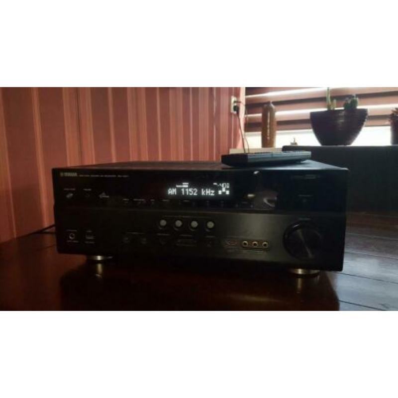 Yamaha RX-V671