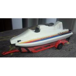 Majorette racing team speedboot met trailer