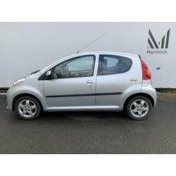 Peugeot 107 1.0-12V XS AIRCO/GARANTIE/ONDERHOUDSBEURT/RIJKLA