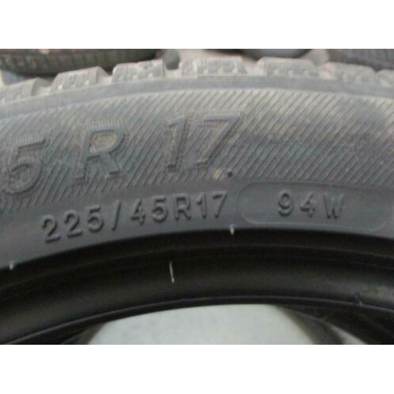Michelin Crossclimate 225/45 R17 94W 225/45/17 2254517