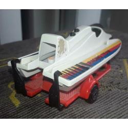 Majorette racing team speedboot met trailer