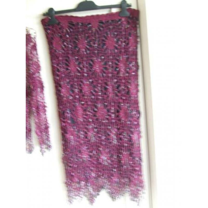 Karen Millen kralen vestje en kralen rok kleur aubergine 38
