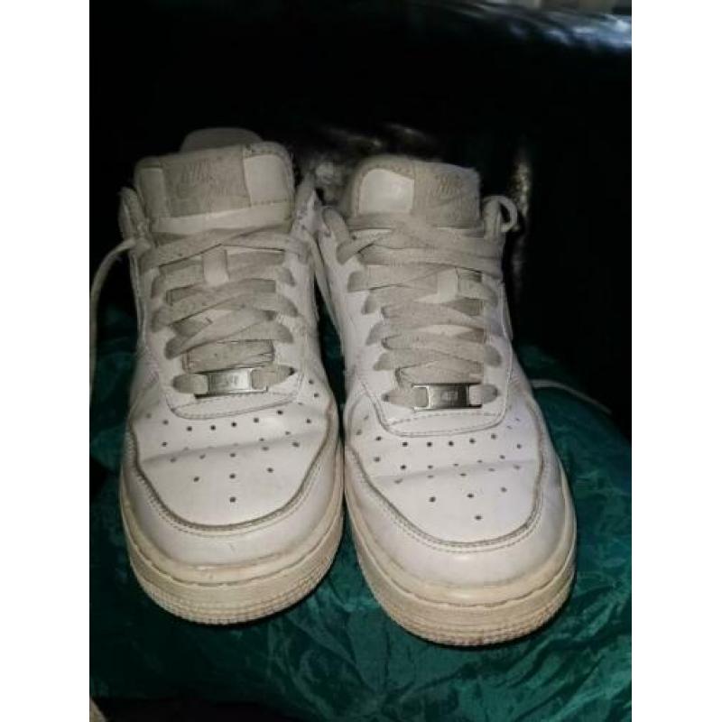 Nike air force 1 maat 37,5